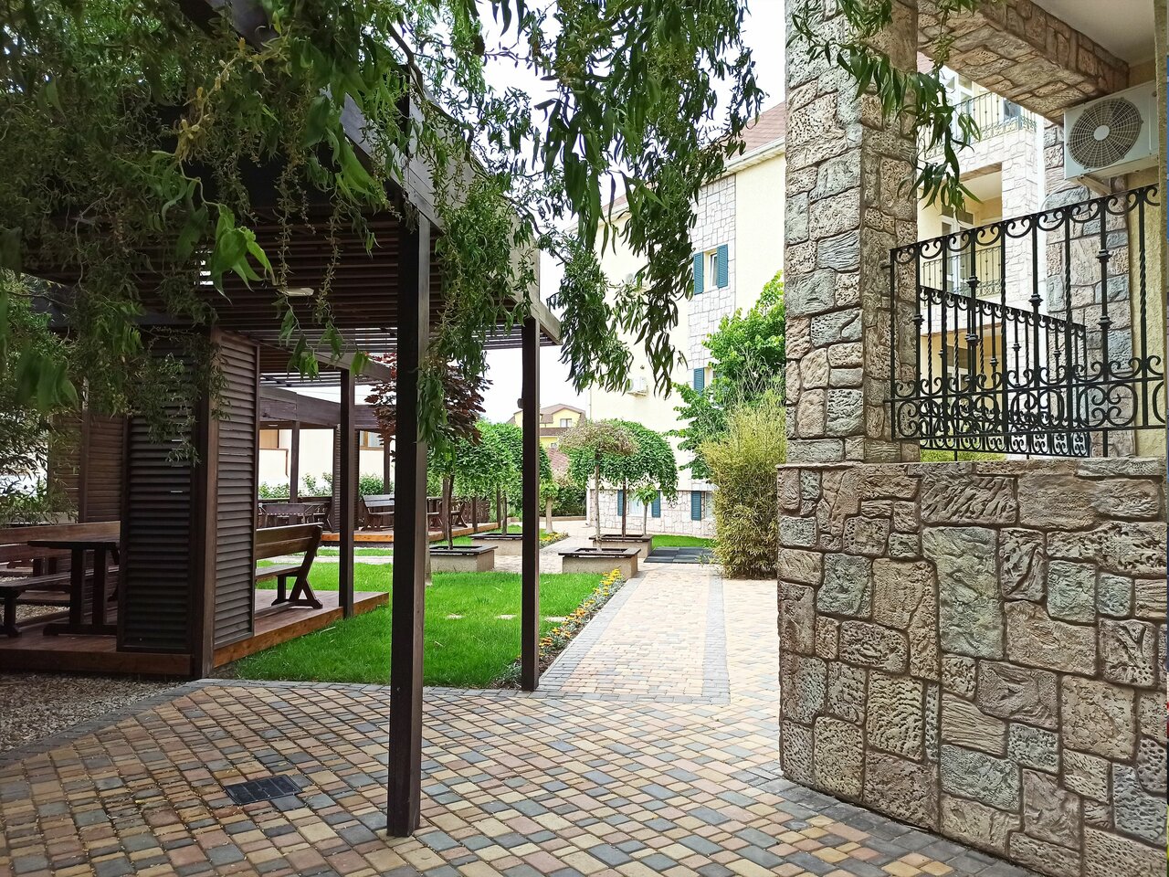 Гостевой дом Вилла Корсика Саки-23