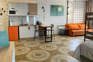 Гостевой дом Вилла Корсика Саки Стандартный трехместный номер-3