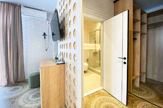 Гостевой дом Вилла Корсика Саки Стандартный трехместный номер-4