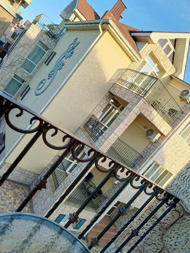 Гостевой дом Вилла Корсика Саки-214